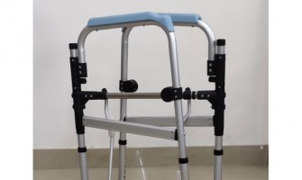 LightweightFo lding Aluminum Shower Commode Chair